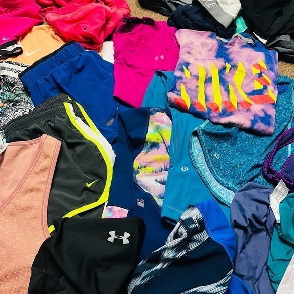 ADIDAS NIKE GYMSHARK LULULEMON - Picture 4 of 4